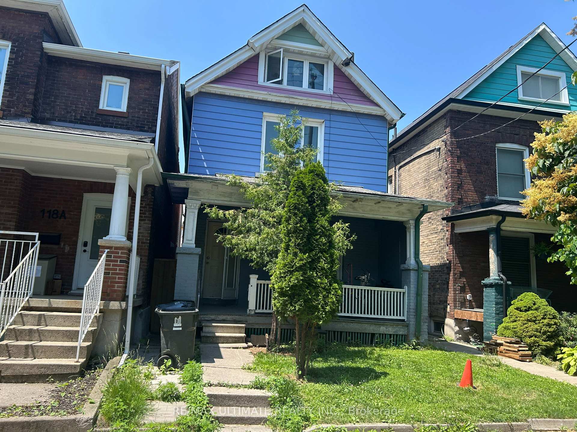 2nd Floor - 120 Lansdowne Avenue Toronto Ontario Canada Rent residential Paulette Lewis RE/MAX Ultimate Realty Inc., Brokerage *