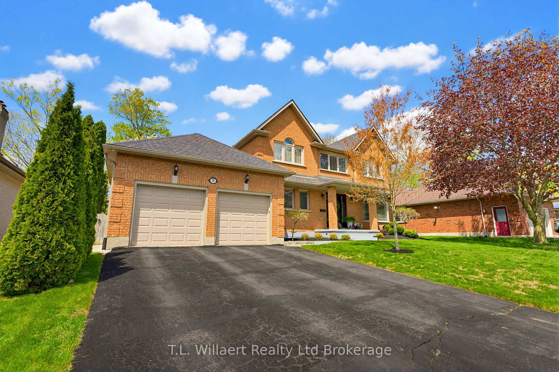 10 Woodside Drive Tillsonburg Ontario Canada Sale residential T.L. WILLAERT REALTY LTD. BROKERAGE*