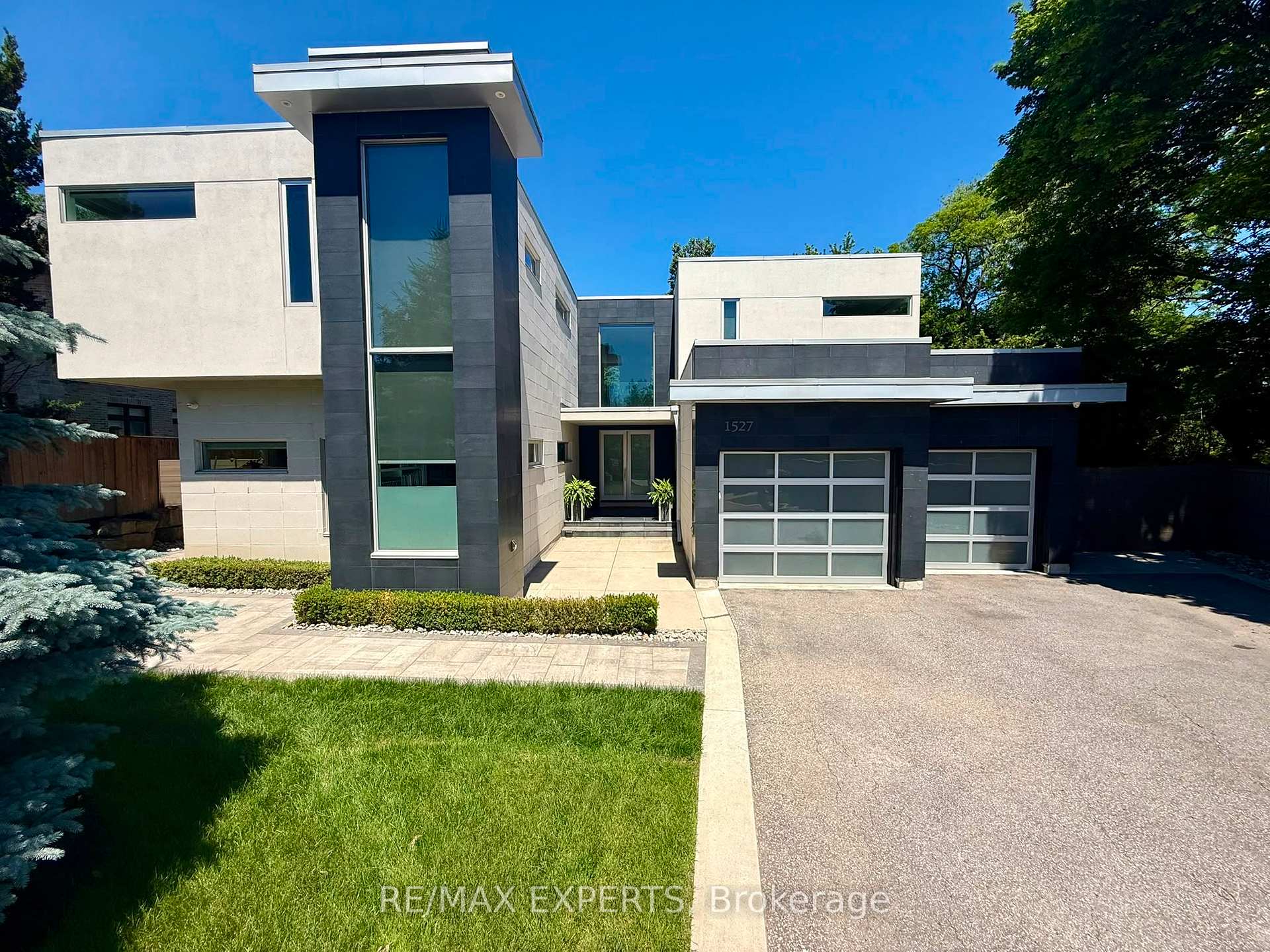 1527 Glenhill Crescent Mississauga Ontario Canada Sale residential Elena Vankevich Brokerage Information: Not available, please contact website owner