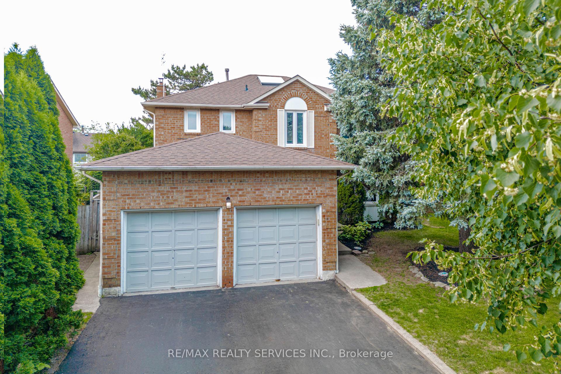 50 Barr Crescent Brampton Ontario Canada Sale residential Joga Reehal RE/MAX Realty Services Inc., Brokerage*