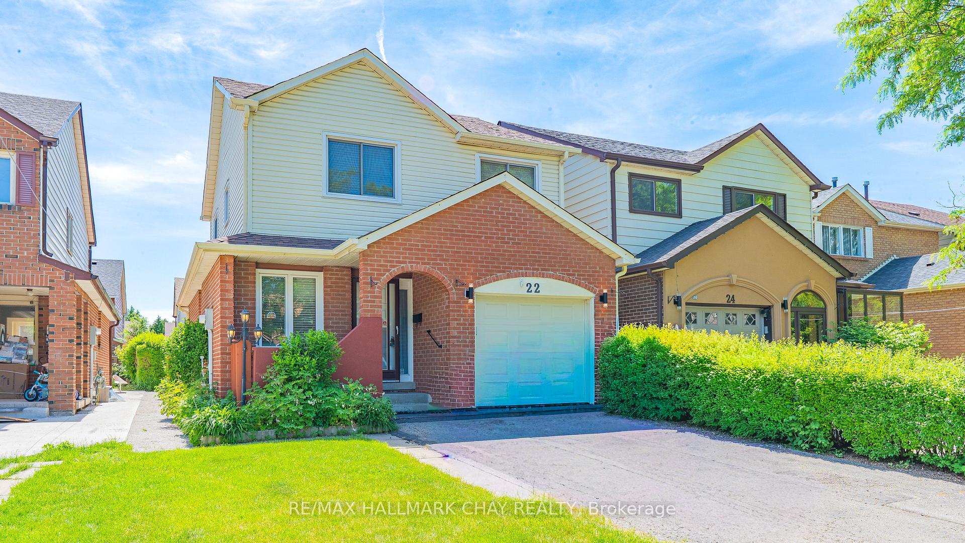 22 Rowe Court Brampton Ontario Canada Sold residential Mark Leader RE/MAX Hallmark Chay Realty, Brokerage