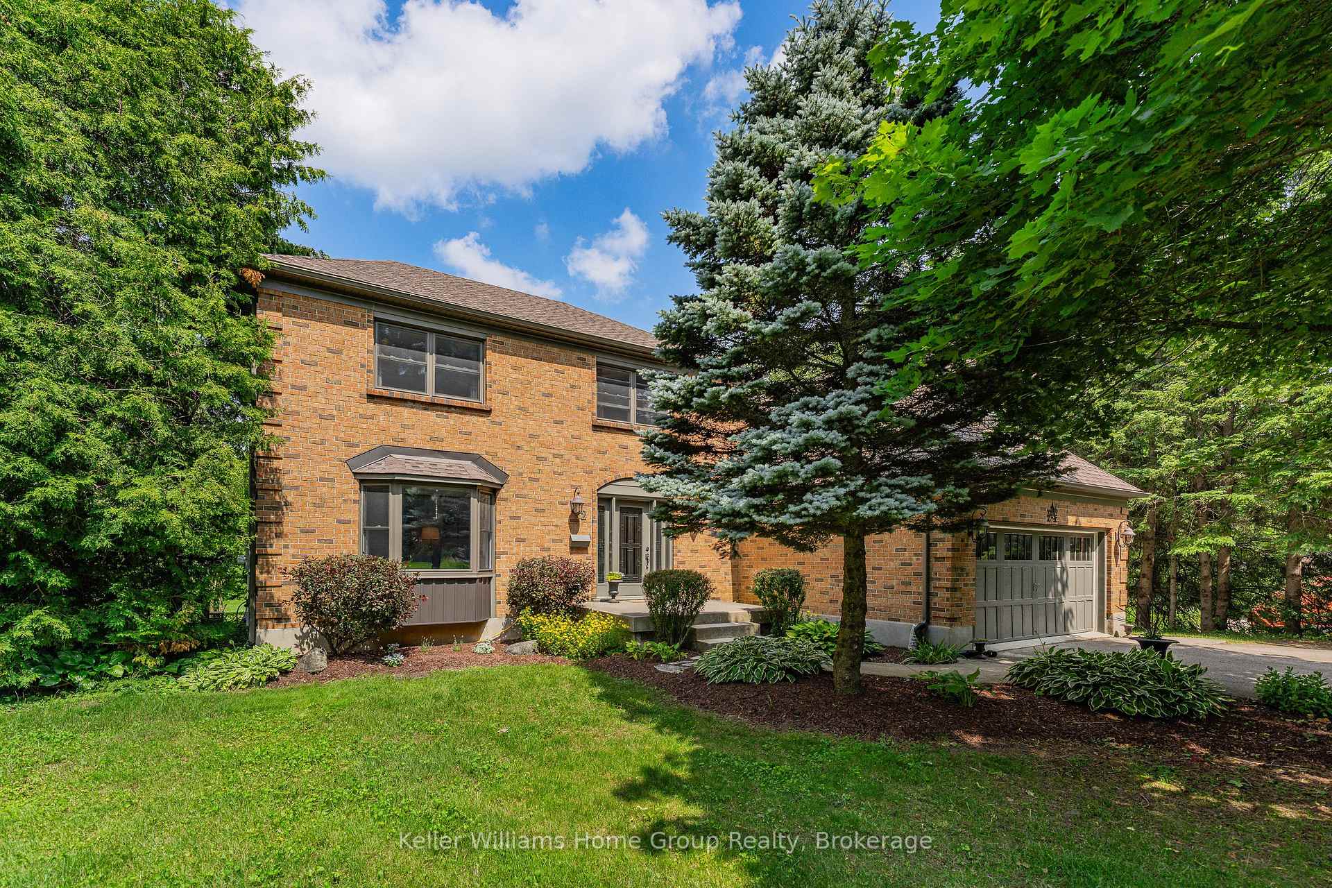 2 Gow Street Centre Wellington Ontario Canada Sale residential   Keller Williams Home Group Realty, Brokerage*