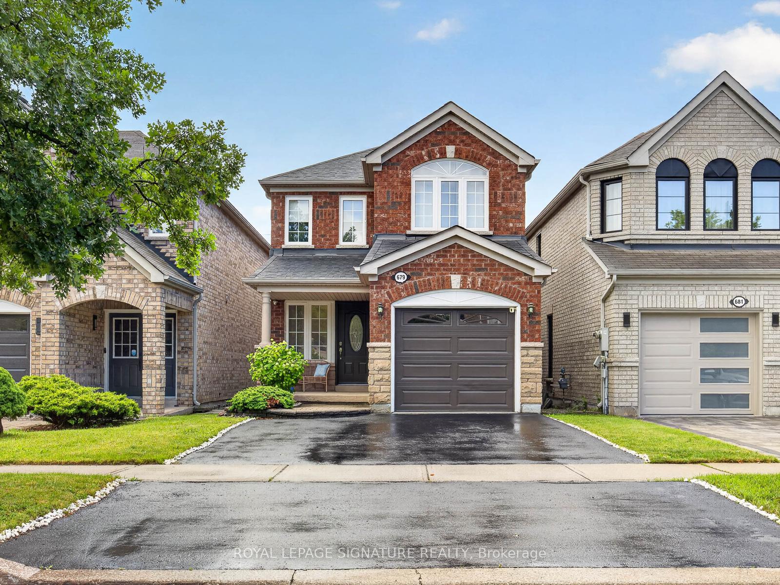 679 Sunbird Trail Pickering Ontario Canada Sale residential Dhritiman Roy Royal LePage Signature Realty, Brokerage *