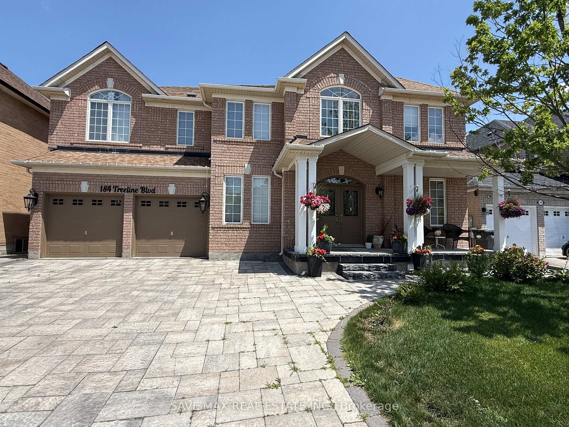 184 Treeline Boulevard Brampton Ontario Canada Rent residential   Save Max Real Estate Inc.