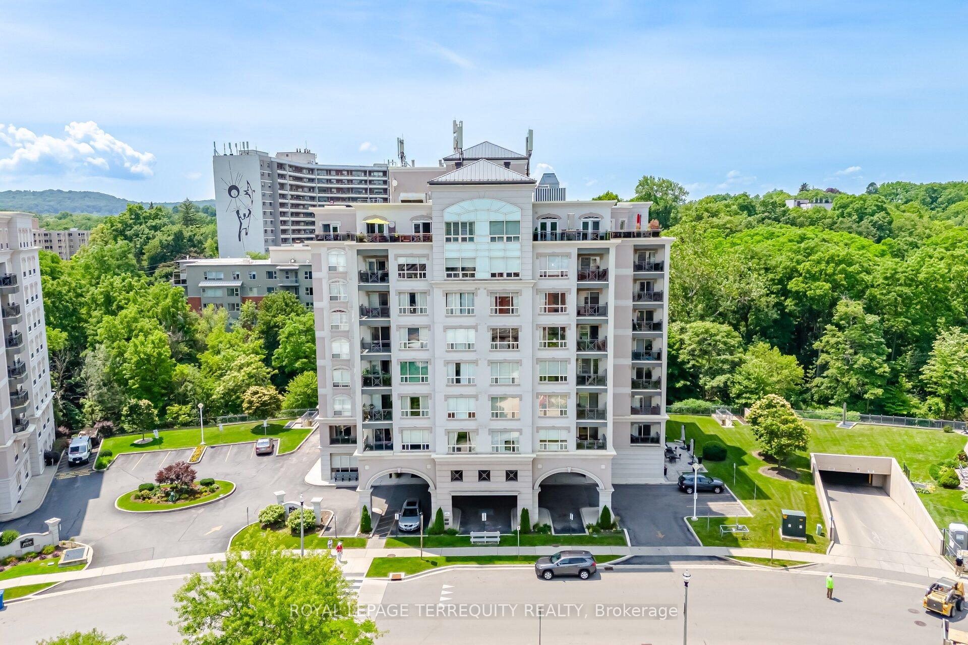 707 - 2000 Creekside Drive Hamilton Ontario Canada Sale residential Svetlana Khmelyova HomeLife Professionals Realty Inc., Brokerage*