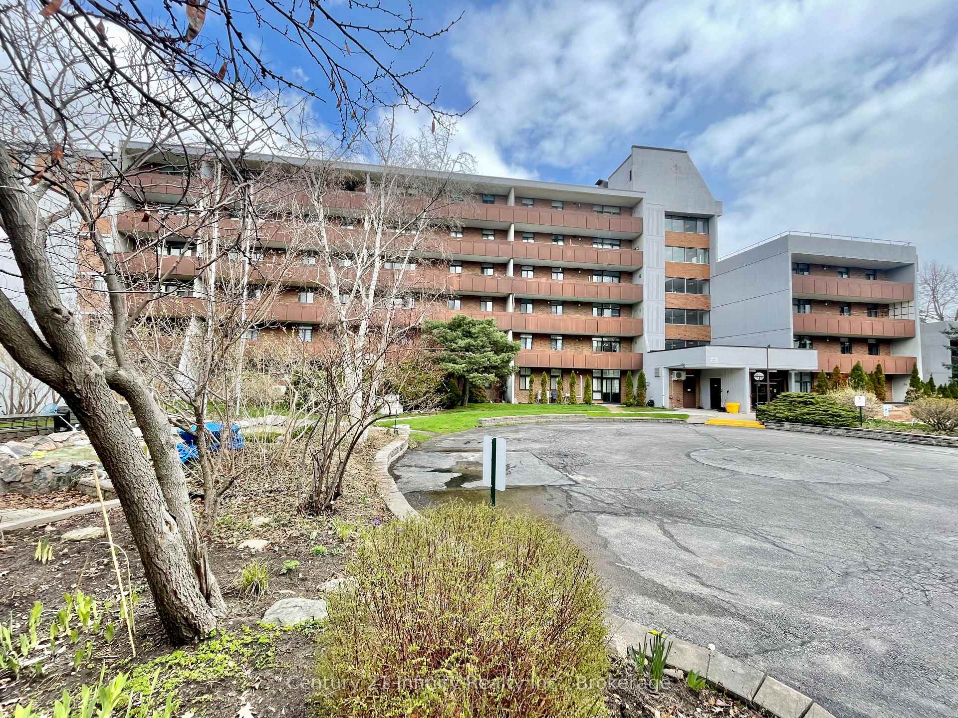 5-606 - 50 Old Kingston Road Toronto Ontario Canada Sale residential Welcome To Realtor Doctor RE/MAX Ultimate Realty Inc., Brokerage *