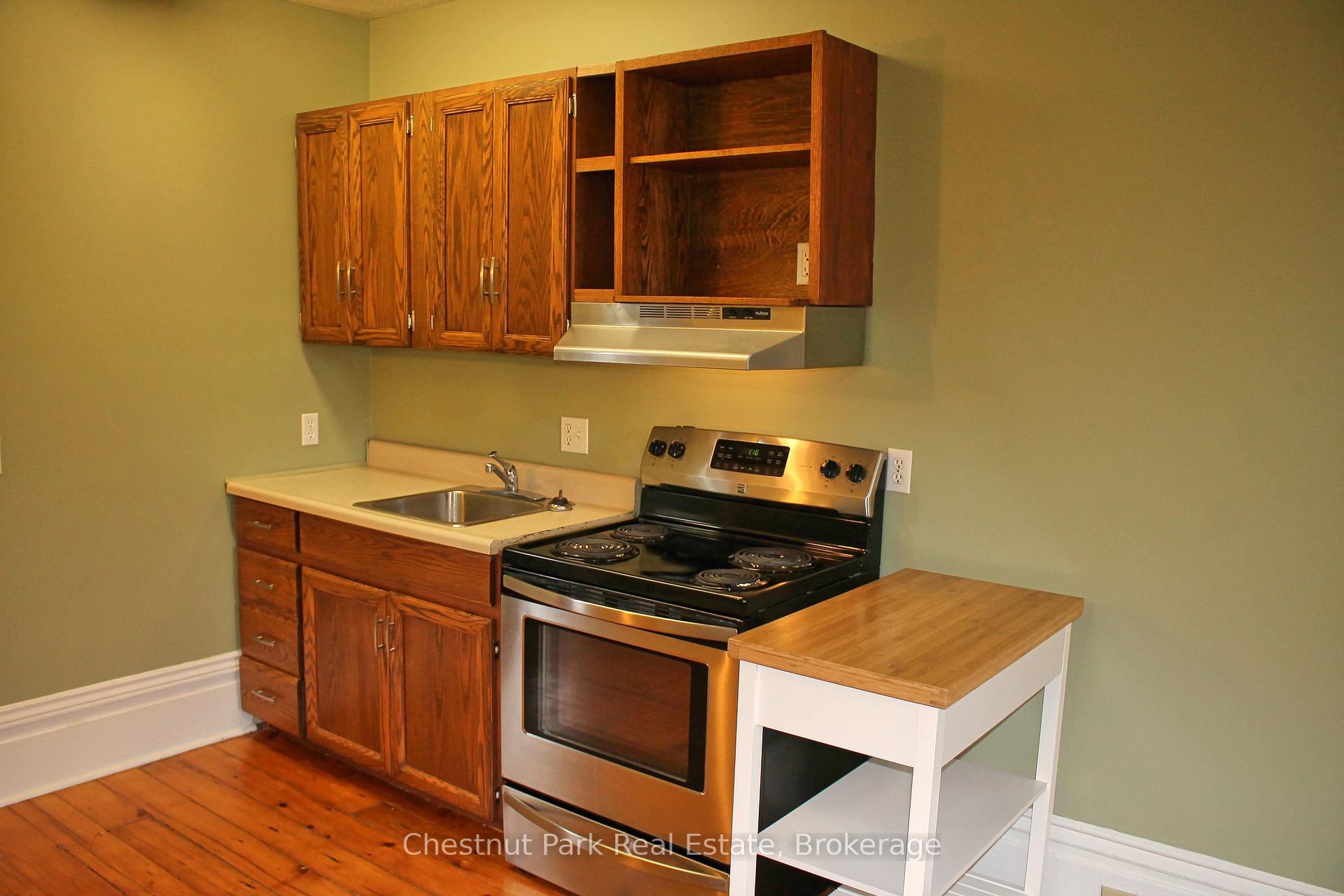 6 Bedroom Other's Image 3