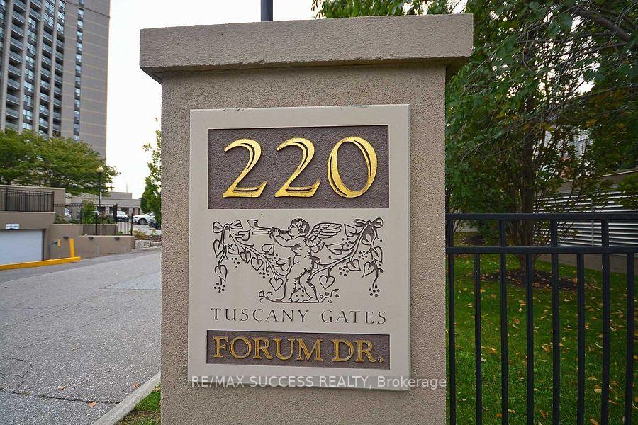 701 - 220 Forum Drive Mississauga Ontario Canada Rent residential Team Olympian – Formerly Spencer Group Inc., Realty Brokerage.