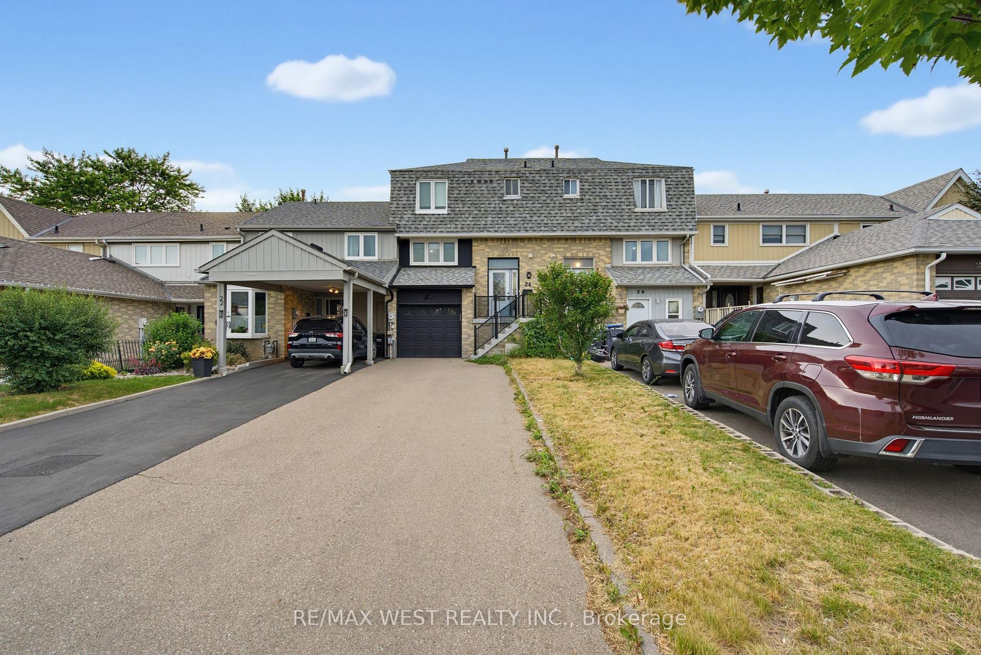 24 Primrose Crescent Brampton Ontario Canada Sale residential ALEX RYON RE/MAX West Realty Inc., Brokerage *