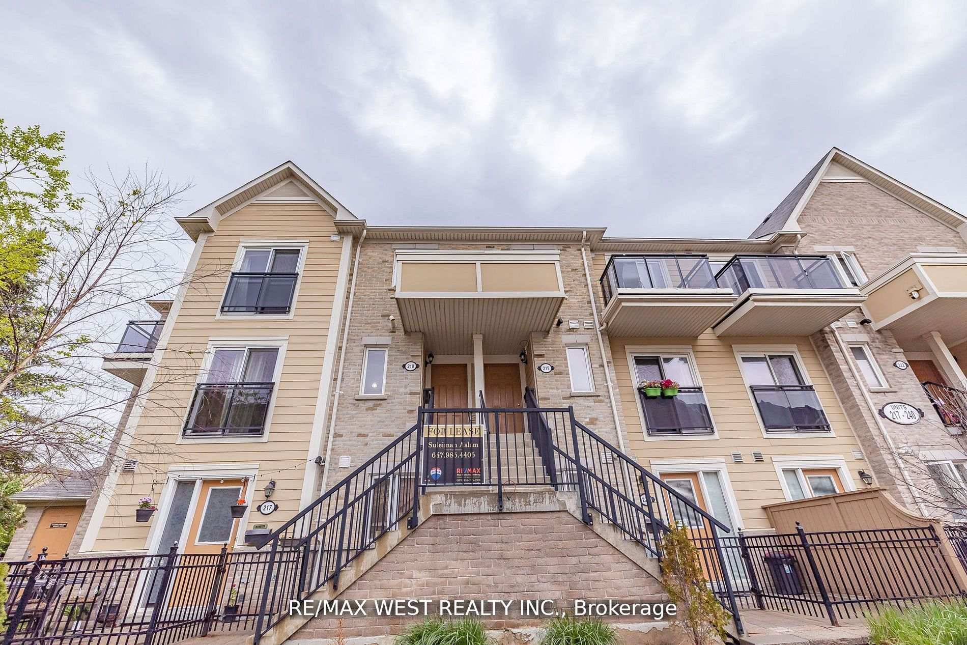 218 - 4975 Southampton Drive Mississauga Ontario Canada Rent residential KHALID BUTT RE/MAX West Realty Inc., Brokerage *