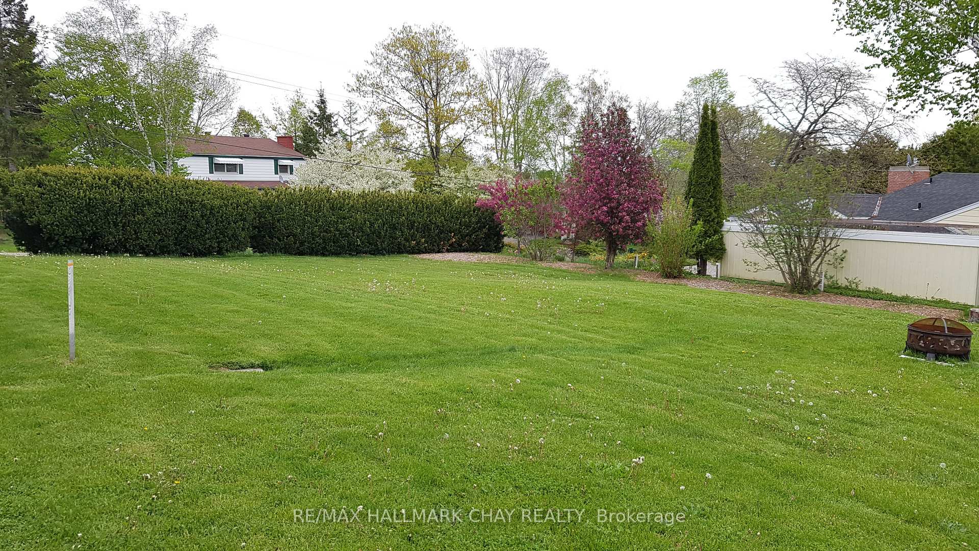 420 Cornell Drive Midland Ontario Canada Sale residential Mark Leader RE/MAX Hallmark Chay Realty, Brokerage