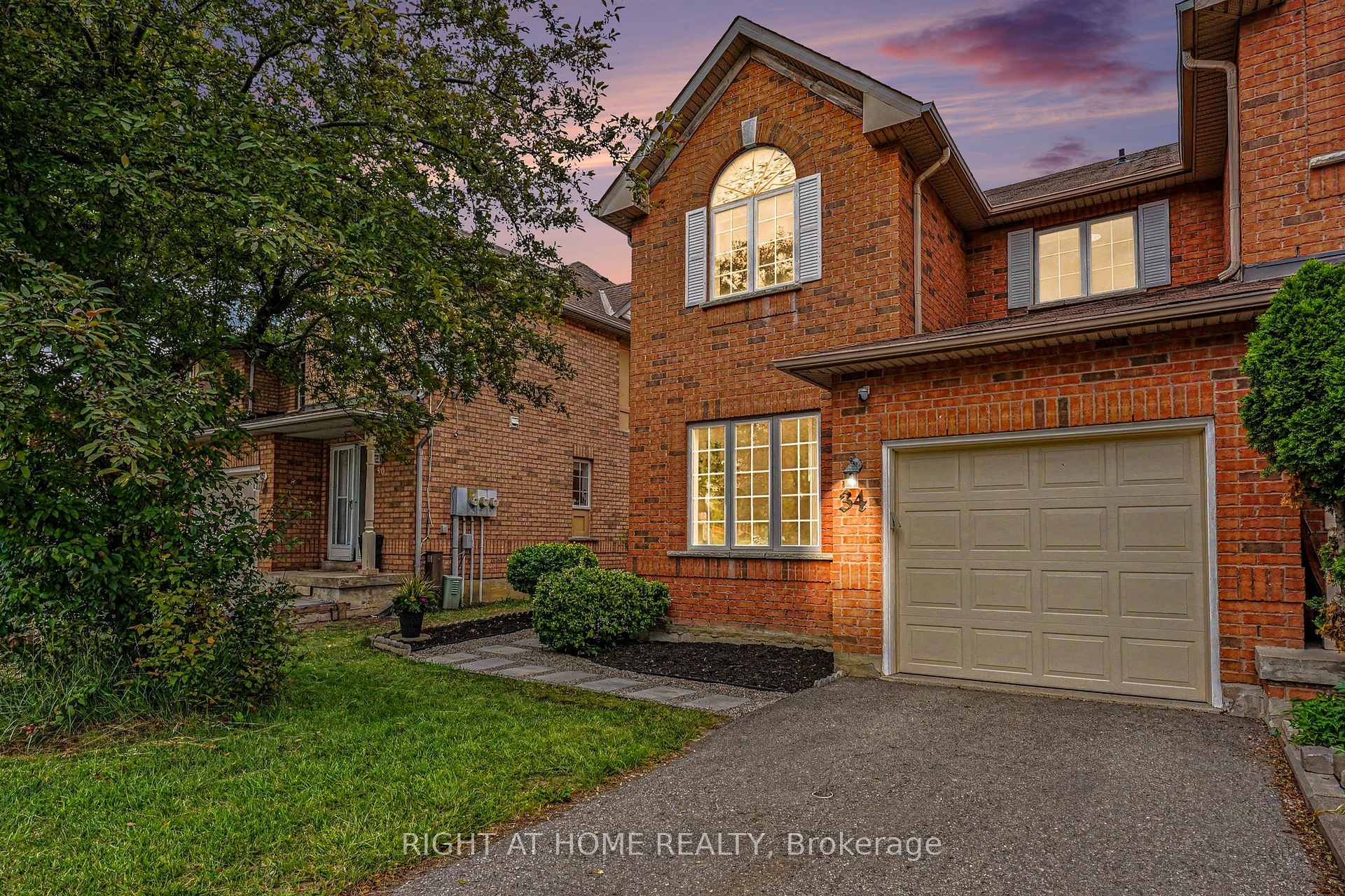 34 - 35 Malta Avenue Brampton Ontario Canada Sale residential Tetyana Kmets Right at Home Realty, Brokerage*