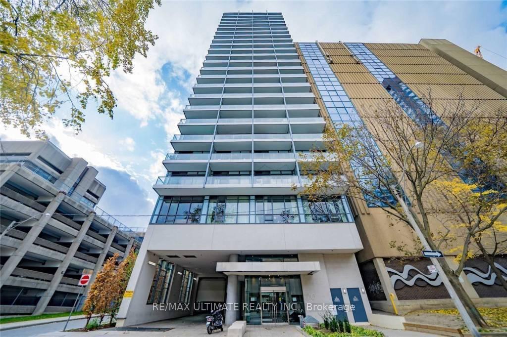 2002 - 210 Simcoe Street Toronto Ontario Canada Rent residential Gilbert Lopes RE/MAX Ultimate Realty, Brokerage *
