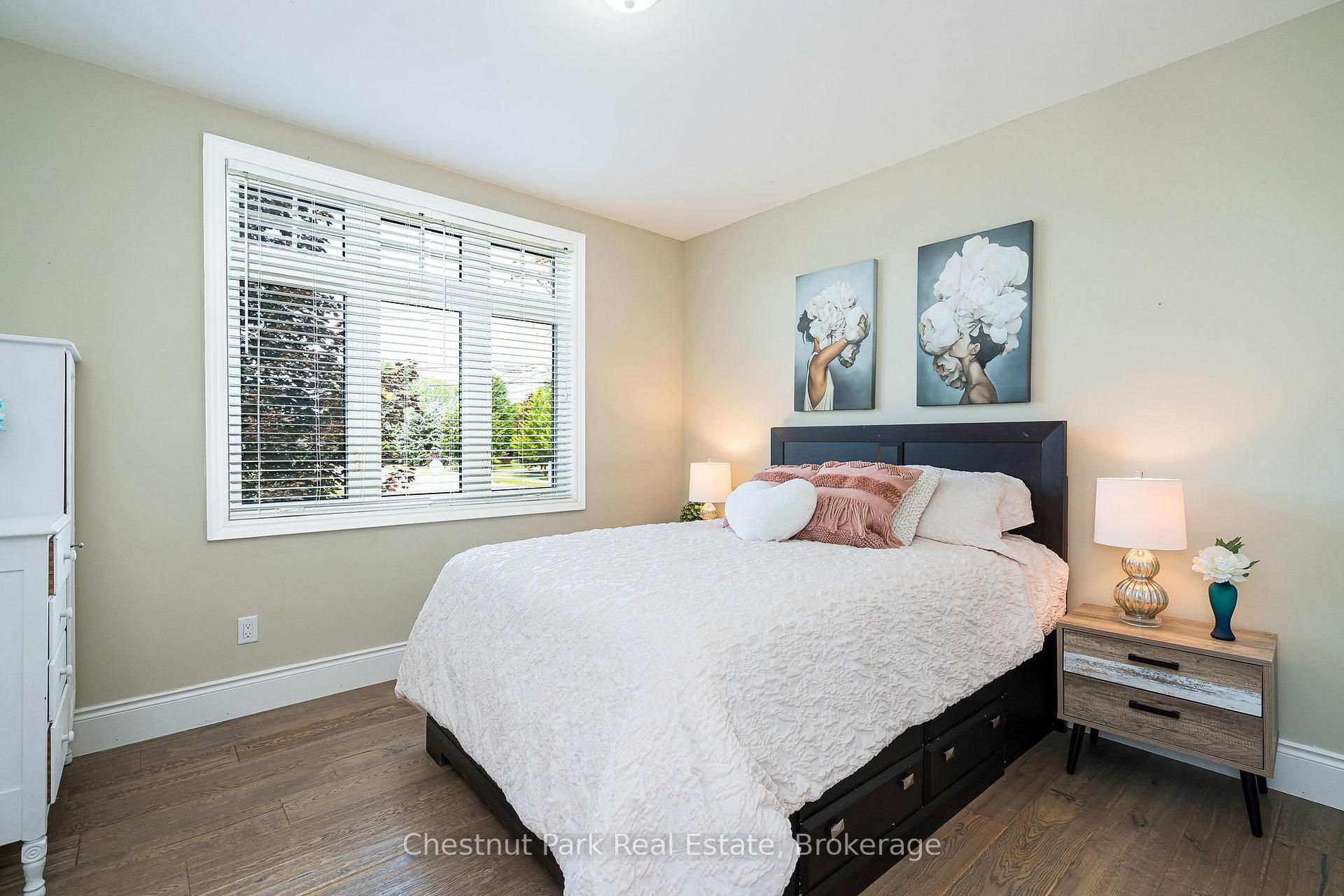 5 Bedroom Single Family Home/House's Image 23