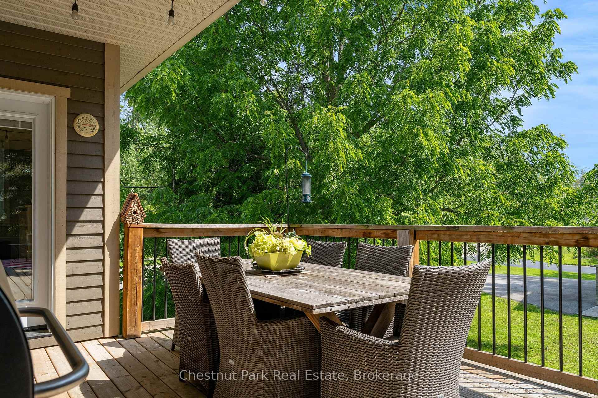 5 Bedroom Single Family Home/House's Image 3