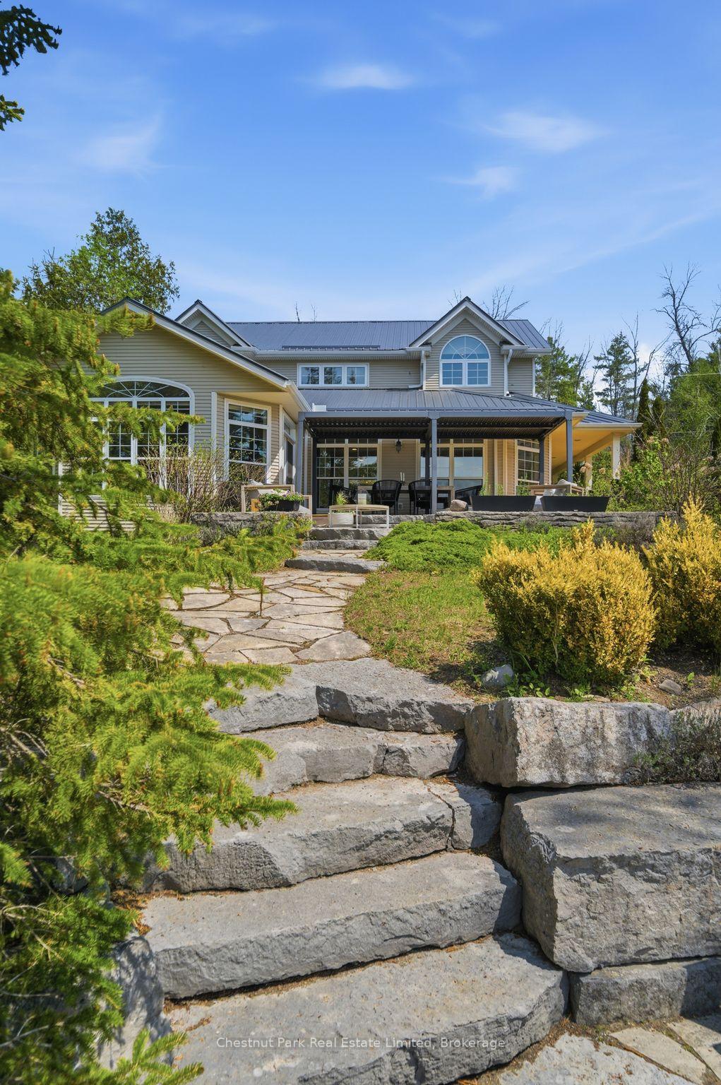 5 Bedroom Single Family Home/House's Image 43