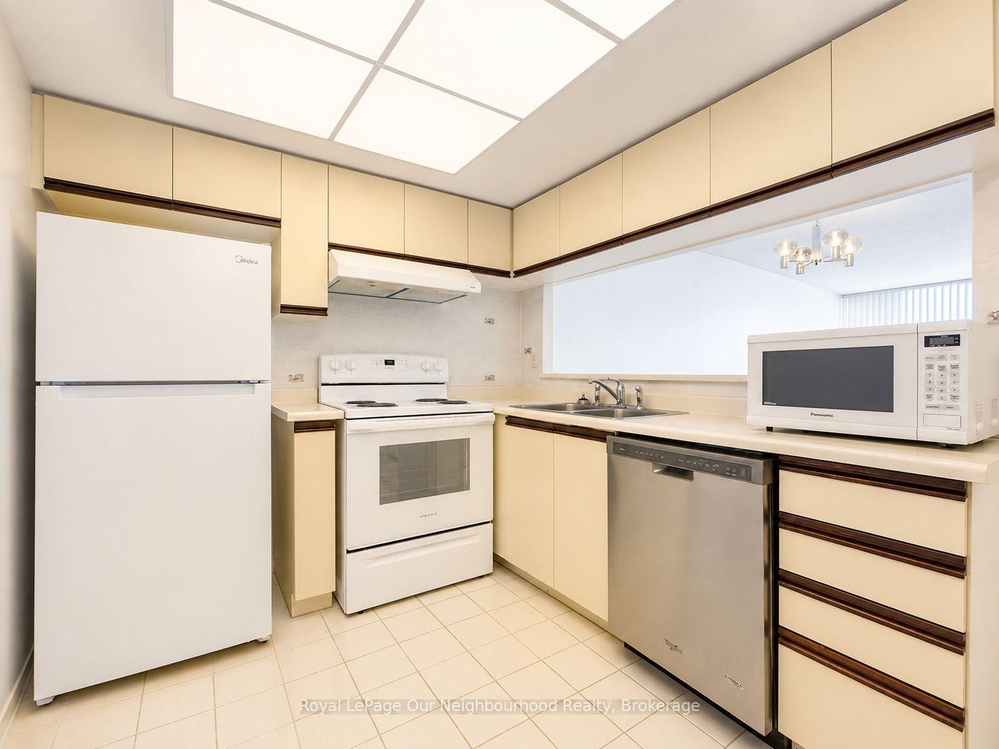 1103 - 330 Alton Towers Circle Toronto Ontario Canada Rent residential Omar Ali Our Neighbourhood Realty Inc., Brokerage *