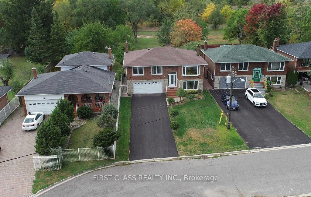 Main - 338 Conlins Road Toronto Ontario Canada Rent residential Yan Zhou FIRST CLASS REALTY INC. Brokerage* 