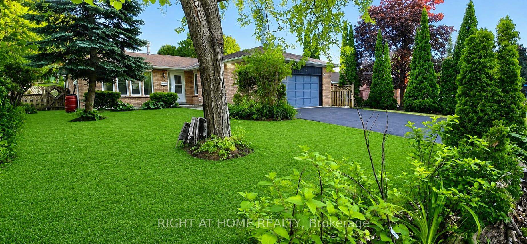 941 Victoria Street Midland Ontario Canada Sale residential Fari Madani Right at Home Realty, Brokerage*