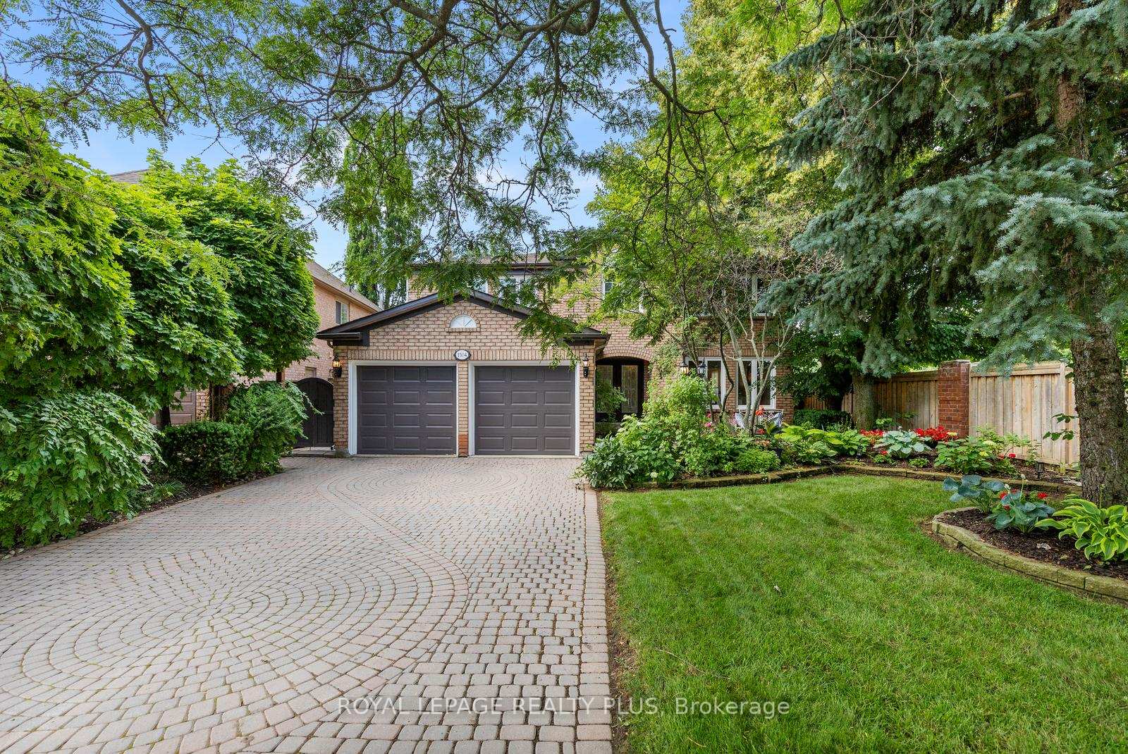1504 Tanner Court Oakville Ontario Canada Sale residential Judi Lloyd Royal LePage Realty Plus, Brokerage*