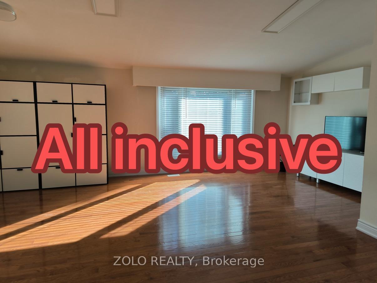 Main Floor - 4 Cloebury Court Toronto Ontario Canada Rent residential Saida Morovati Zolo Realty, Brokerage *