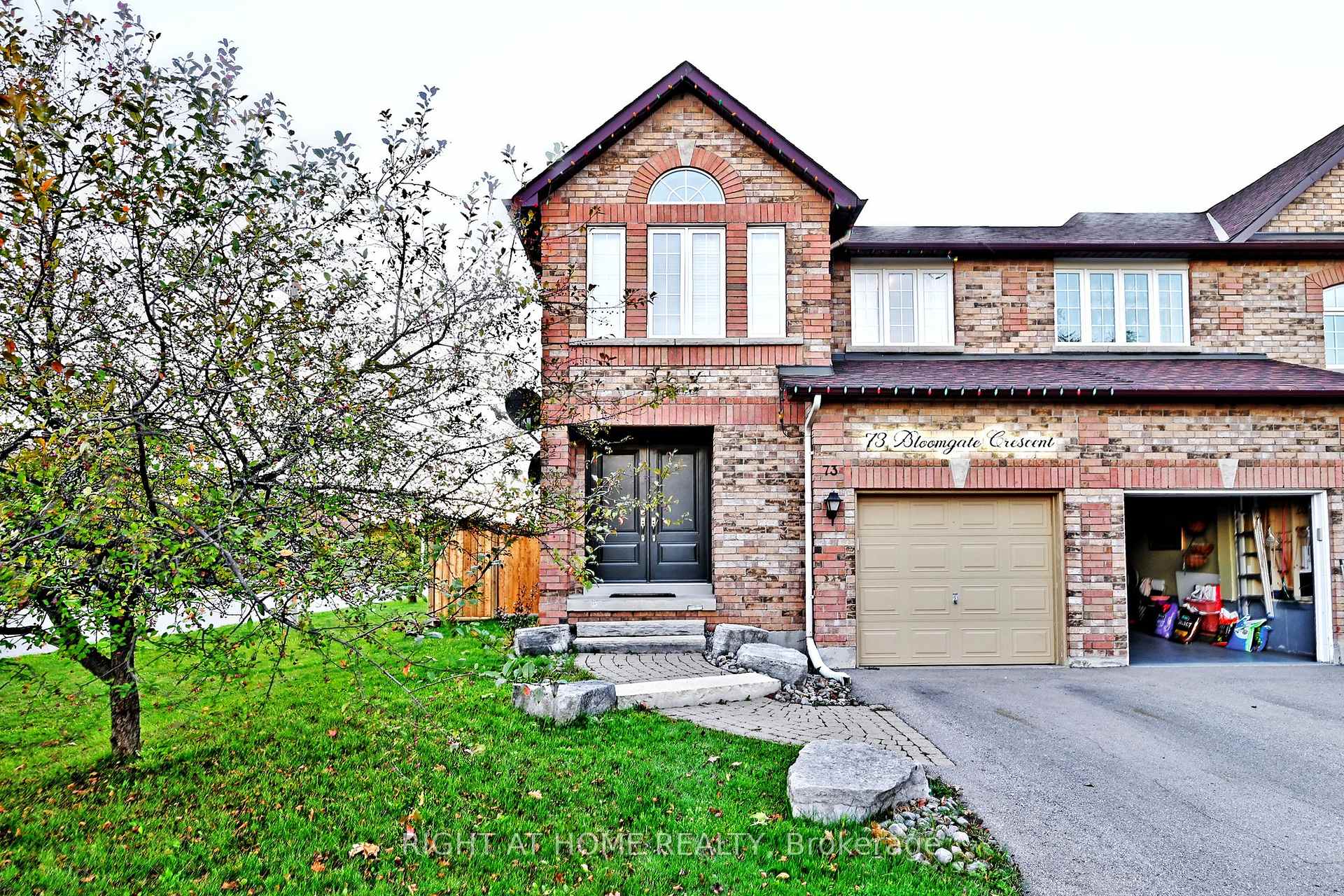 73 Bloomgate Crescent Richmond Hill Ontario Canada Sale residential Elena Bajenova Right at Home Realty, Brokerage*