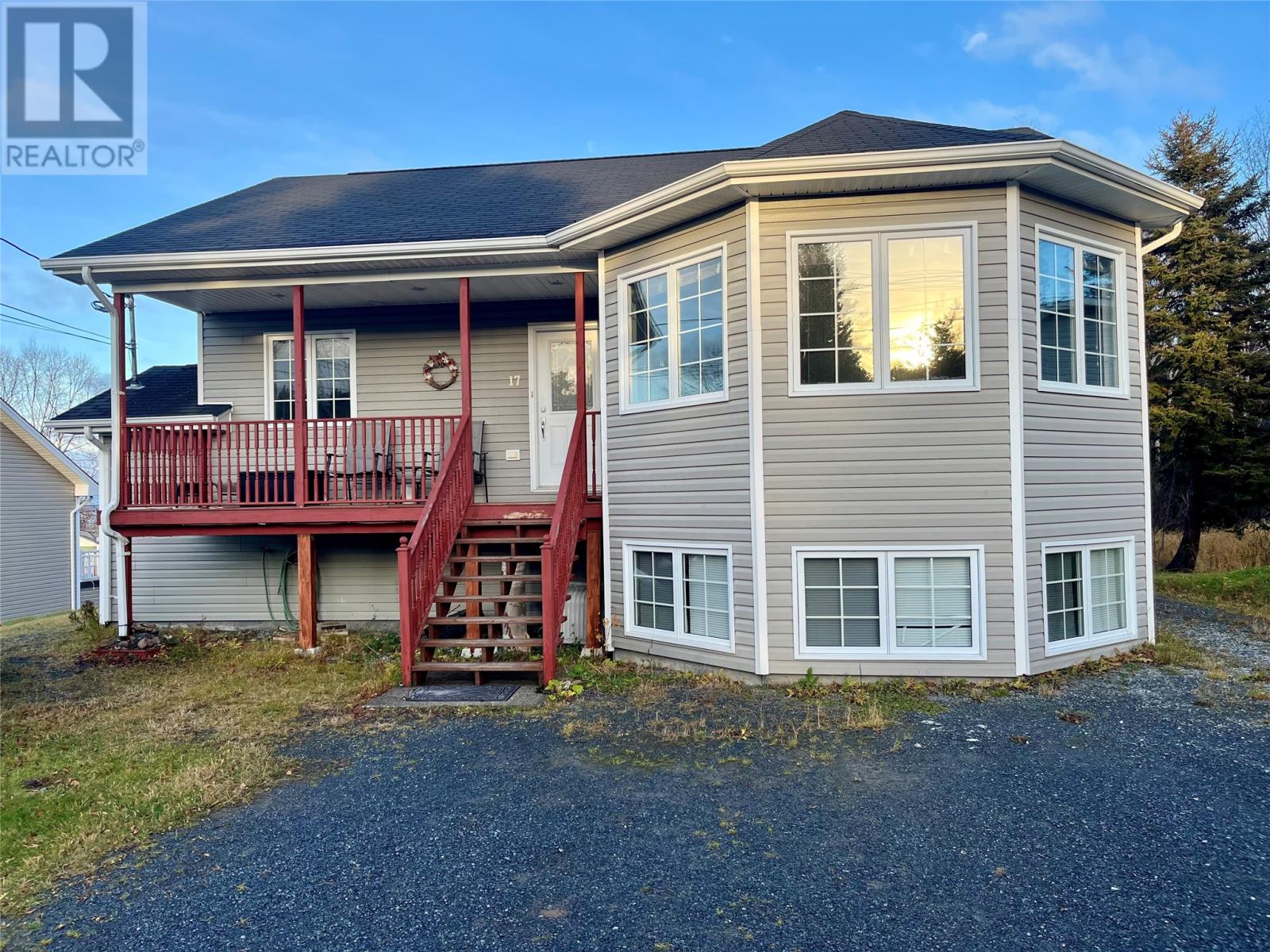 17 Hillview Avenue Pasadena Newfoundland And Labrador Canada Sale residential   InCom Demo Demo Office
