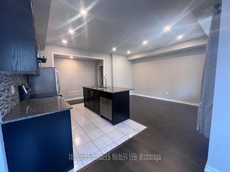 24 - 103 Frederick Wilson Avenue Markham Ontario Canada Rent residential   HomeLife/Miracle Realty Ltd., Brokerage*