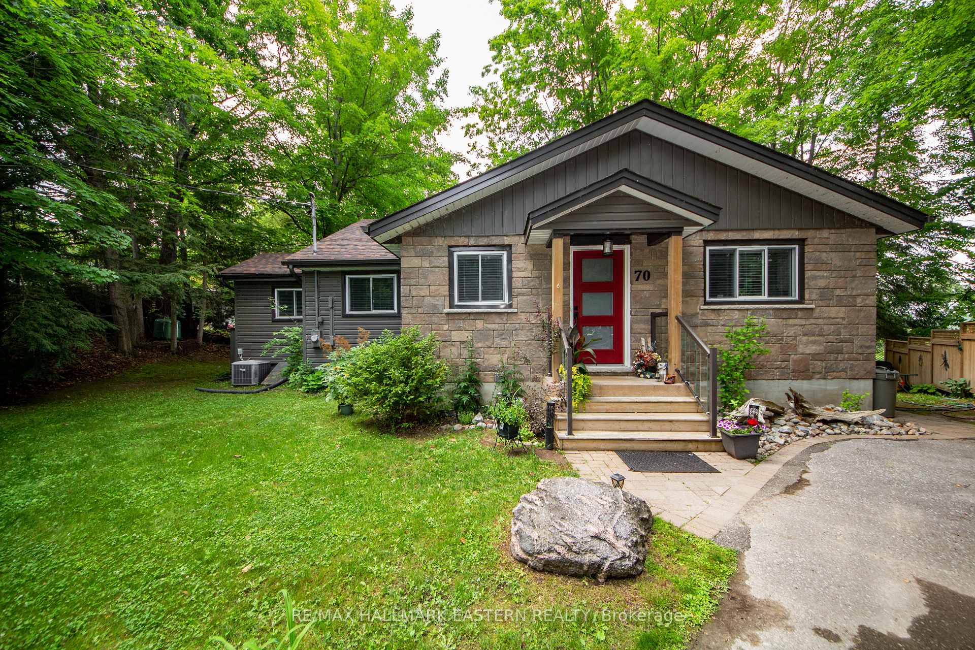 70 Birch Point Drive Kawartha Lakes Ontario Canada Sale residential TRUDY WILSON RE/MAX Eastern Realty Inc. Brokerage*