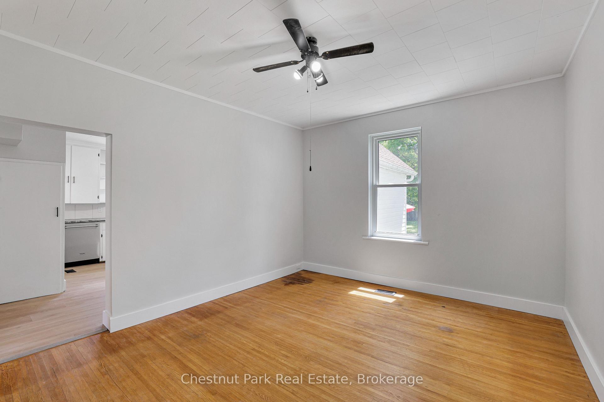 3 Bedroom Single Family Home/House's Image 11