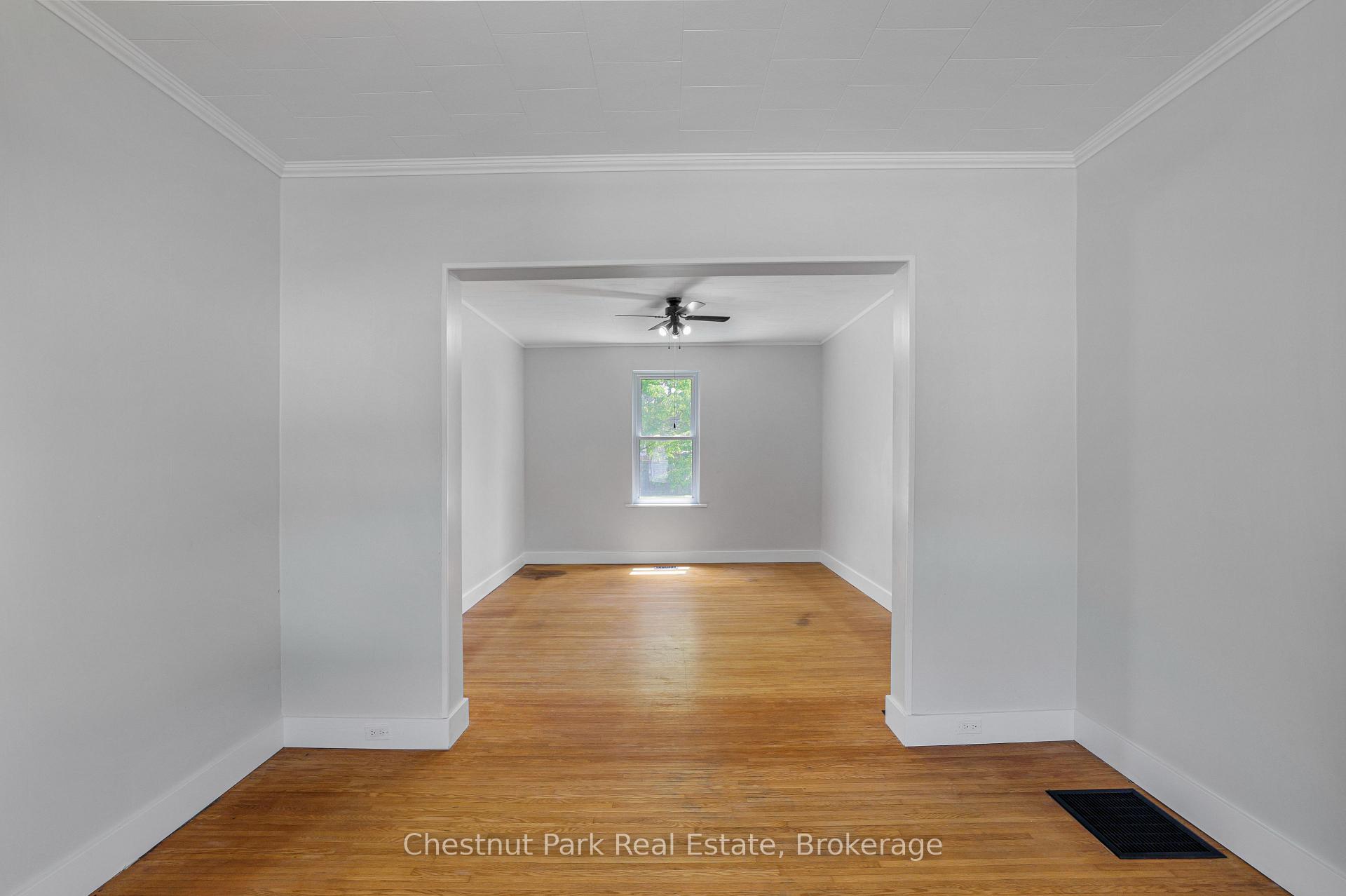 3 Bedroom Single Family Home/House's Image 6