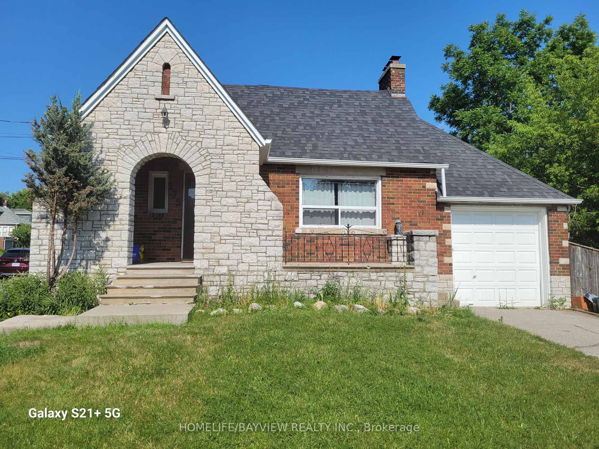 275 main (main floor) Street N Markham Ontario Canada Rent residential ALEX MACALE Century21 Leading Edge Realty Inc., Brokerage
