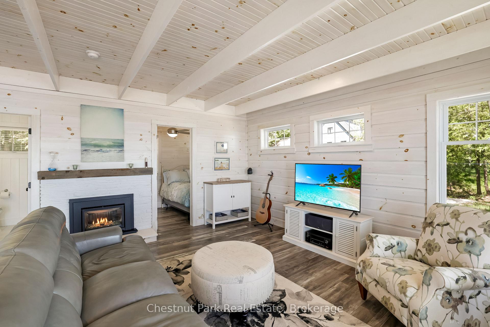 2 Bedroom Single Family Home/House's Image 7