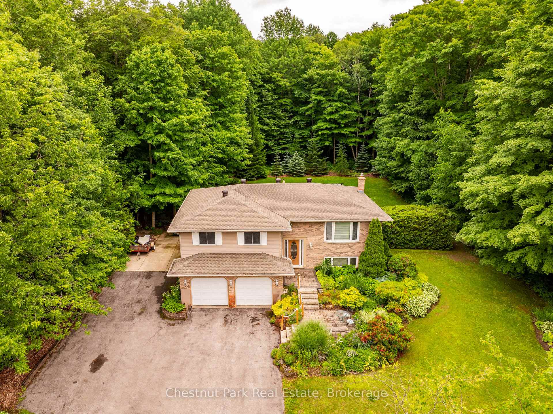 3 Bedroom Single Family Home/House's Image 37