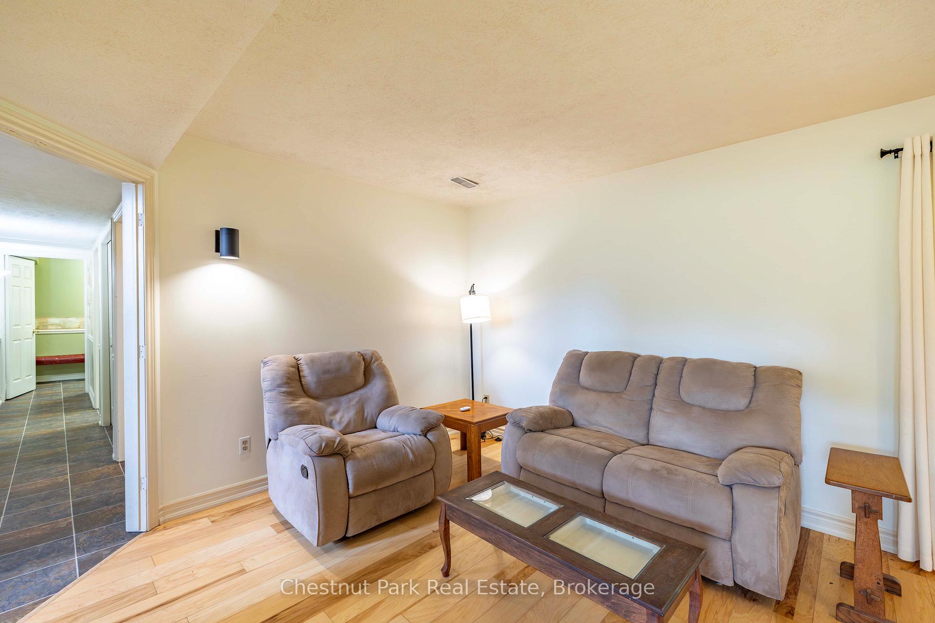 3 Bedroom Single Family Home/House's Image 20