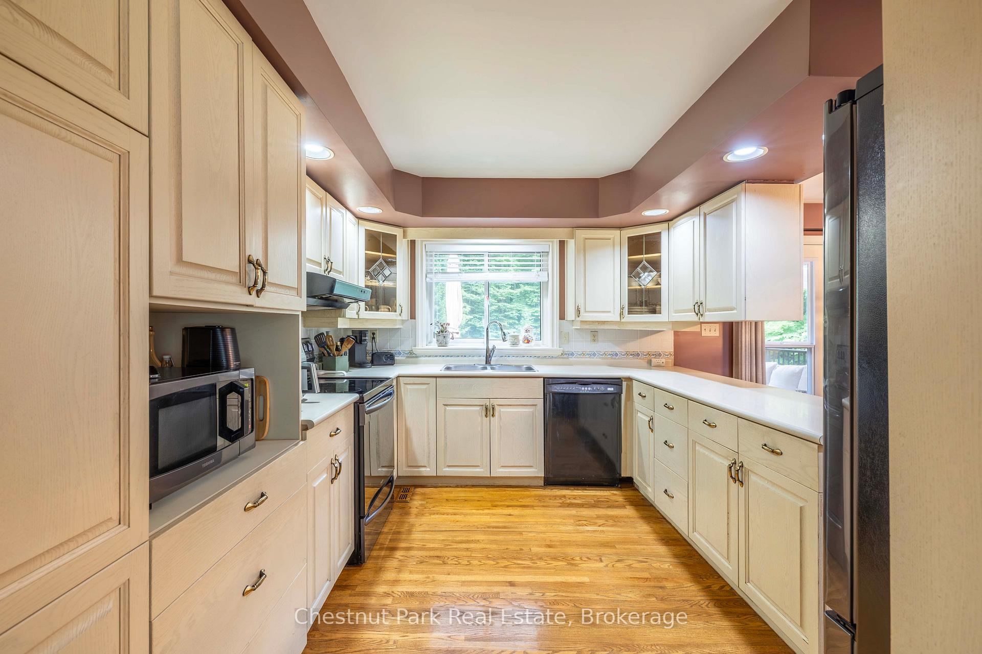 3 Bedroom Single Family Home/House's Image 10