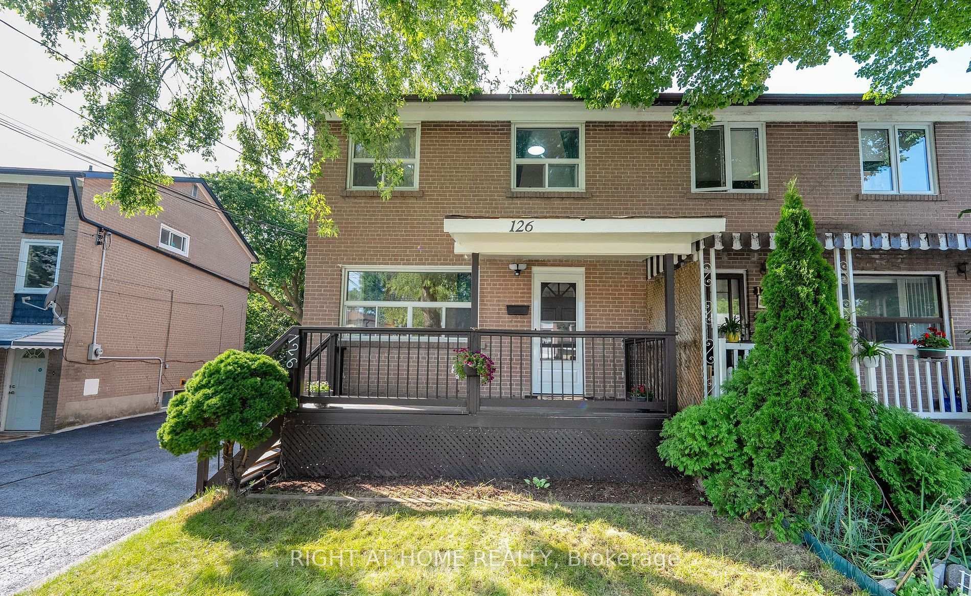 Main - 126 Celeste Drive Toronto Ontario Canada Rent residential Stephanie Easton Right at Home Realty, Brokerage*
