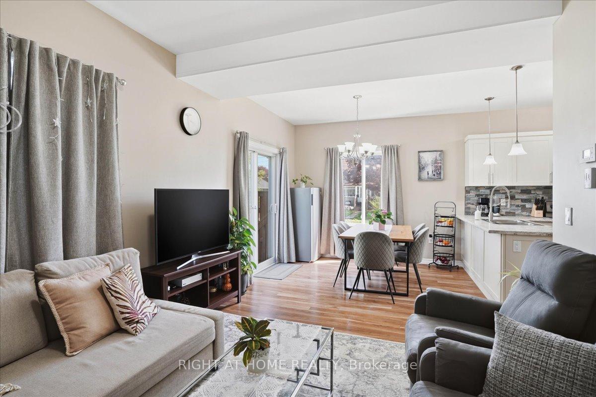 3 Nottingham Court Quinte West Ontario Canada Sale residential Mike McMahon Right at Home Realty, Brokerage*