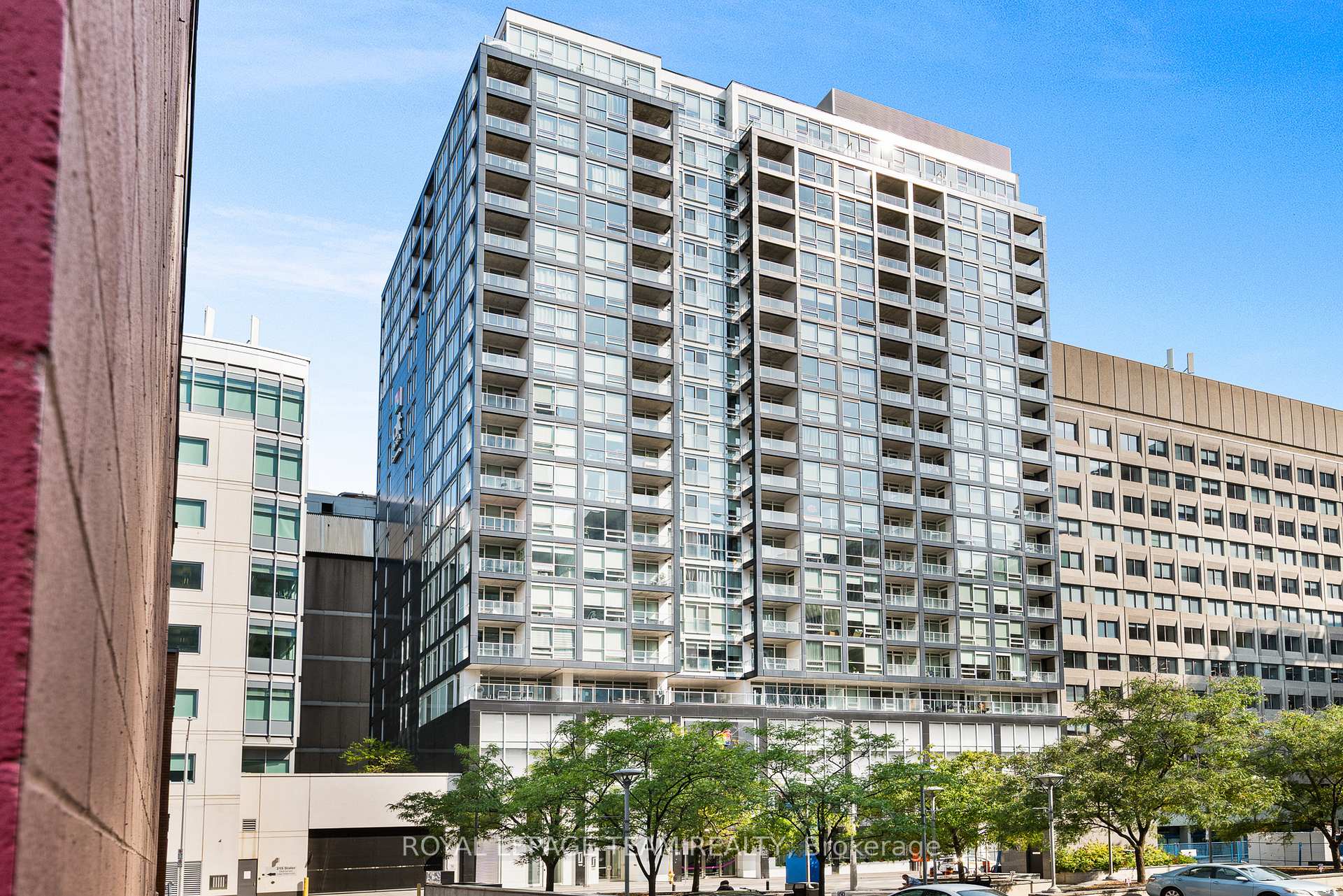 2103 - 199 Slater Street Ottawa Ontario Canada Sale residential   Royal LePage Performance Realty, Brokerage *