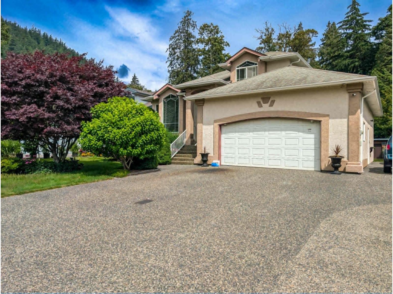 223 BALSAM AVENUE|Harrison Hot S Harrison Hot Springs British Columbia Canada Sale residential Steve Malin Pathway Executives Realty Inc.