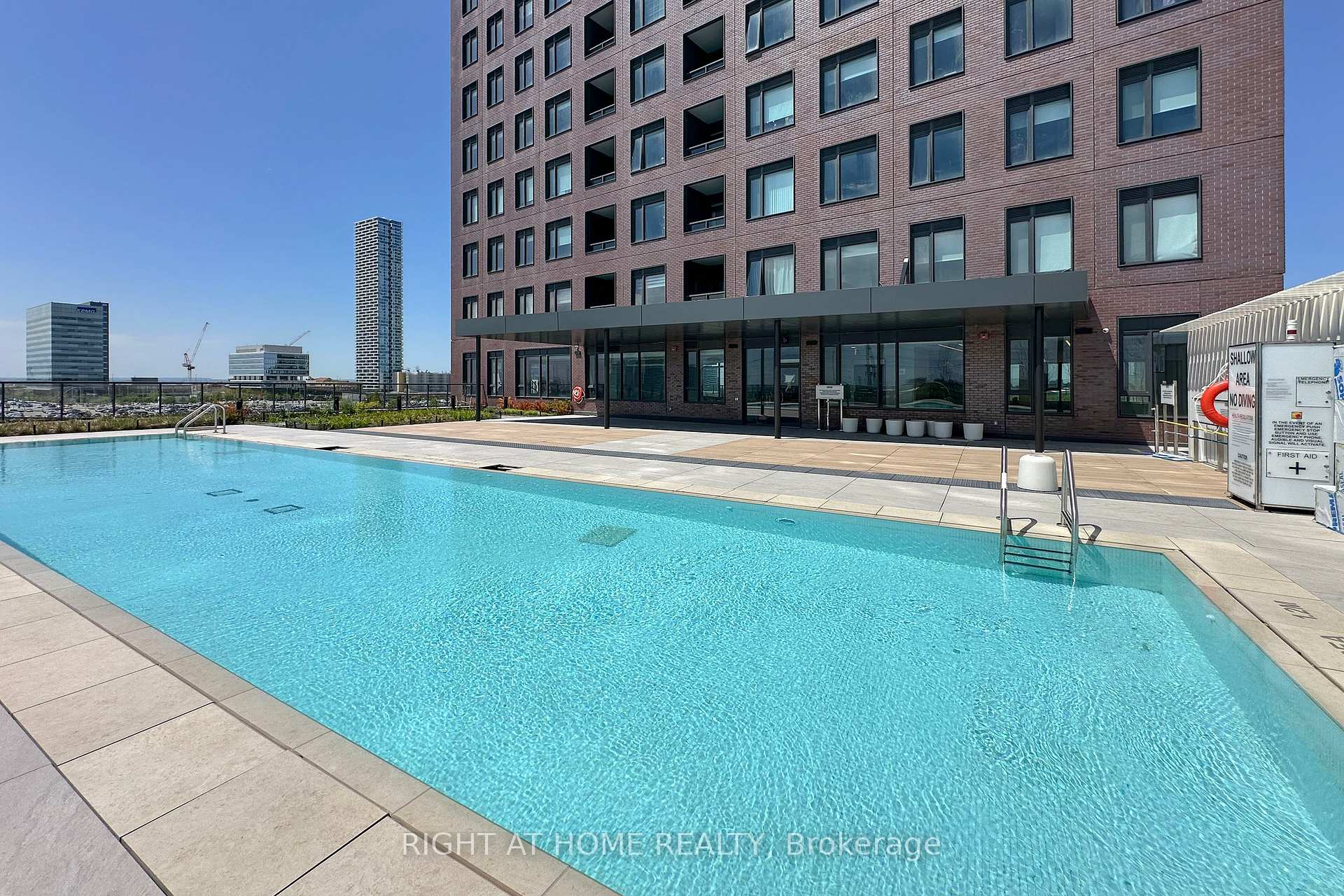 2920 Highway 7 Vaughan Ontario Canada Sale residential Angela Wong Right at Home Realty, Brokerage*