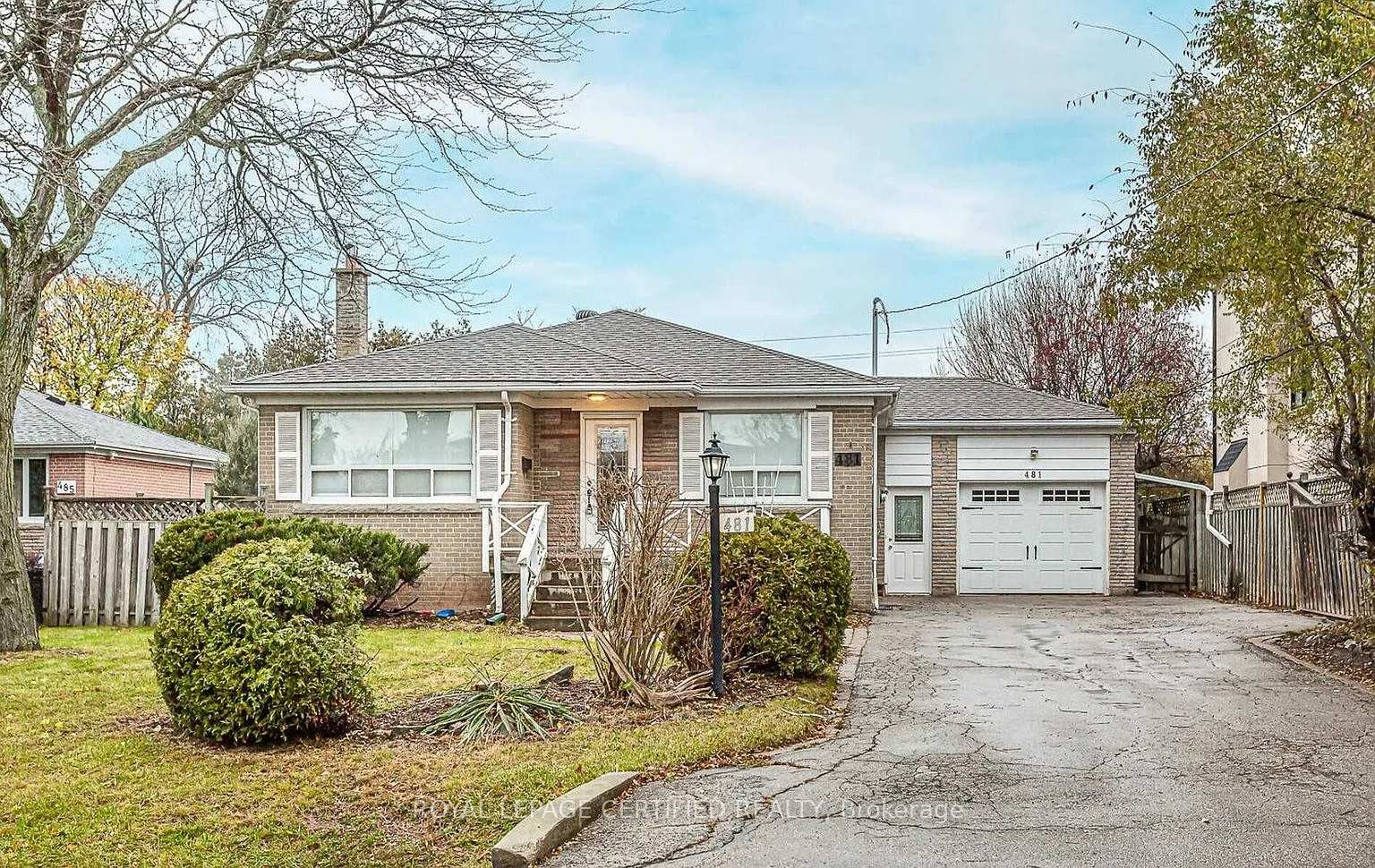 481 Sandmere Place Oakville Ontario Canada Rent residential   AKARAT Group Inc.