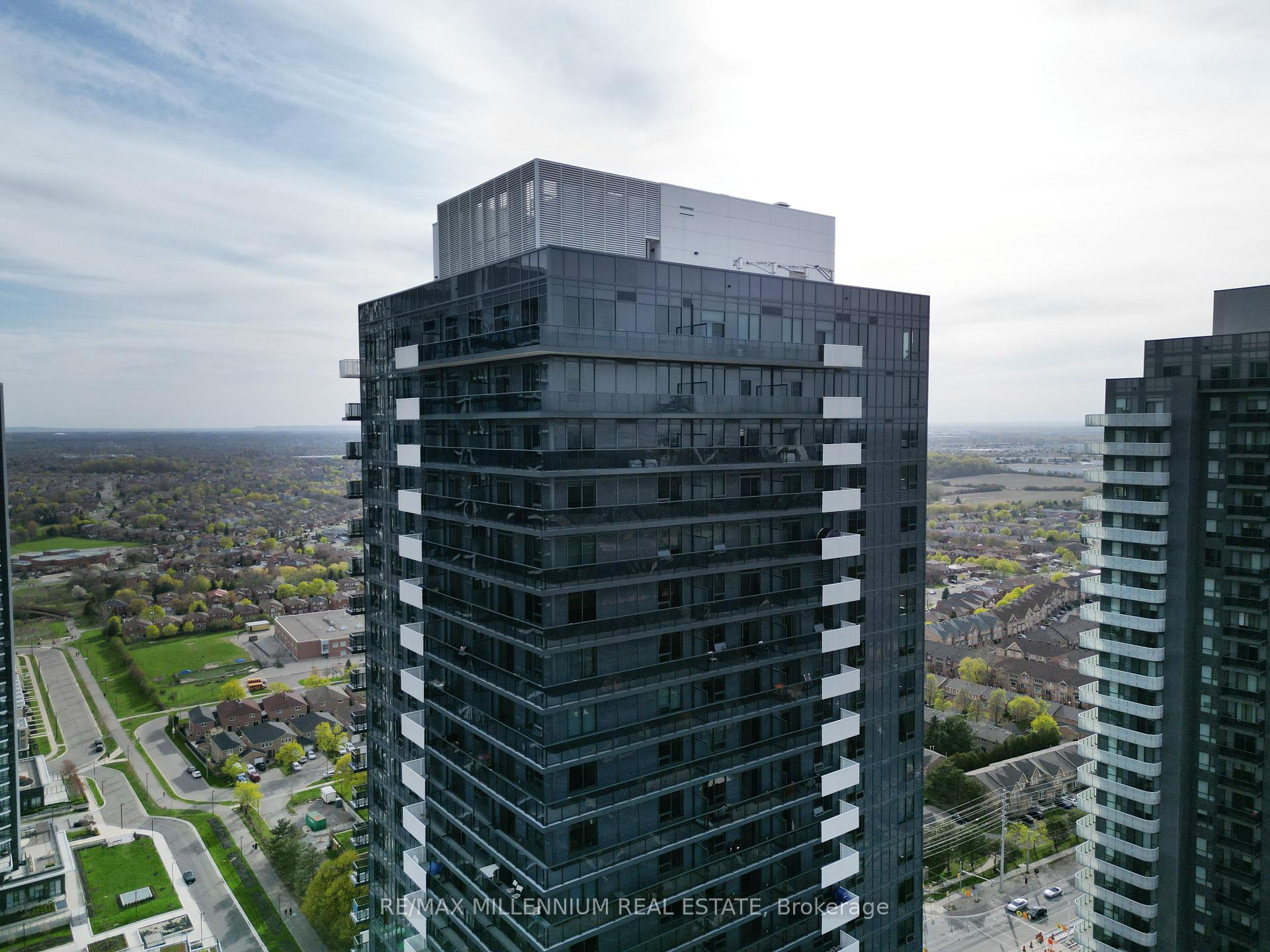 PH6 - 5105 Hurontario Street Mississauga Ontario Canada Rent residential   The Beg & Sood Group - Re/Max Millennium, Brokerage*