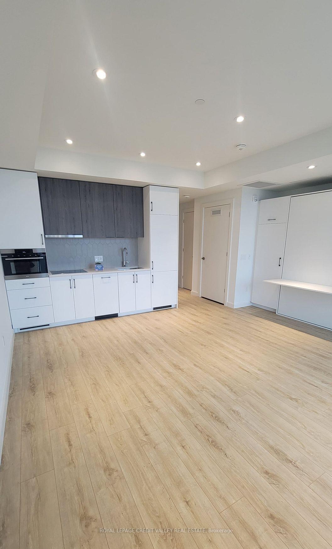 1211 - 741 King Street W Kitchener Ontario Canada Rent residential Senia Woods Royal LePage Credit Valley Real Estate, Brokerage*