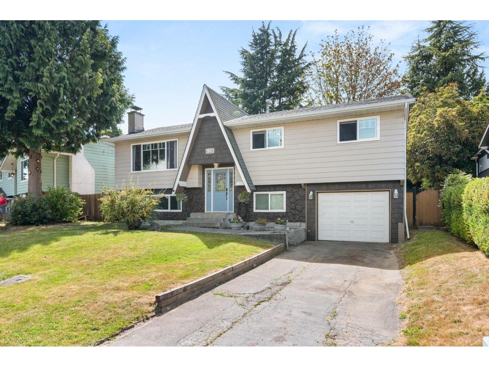 5933 ANGUS PLACE Surrey British Columbia Canada Sale residential   HomeLife Realty Services