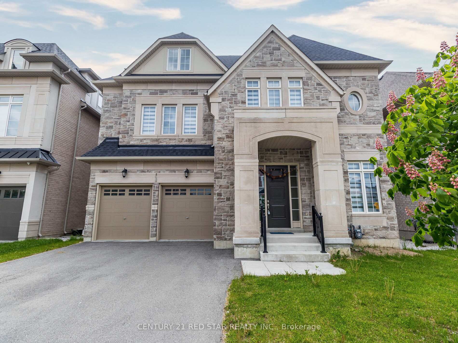 192 Farrell Road Vaughan Ontario Canada Rent residential   CENTURY 21 RED STAR REALTY Inc. Brokerage*