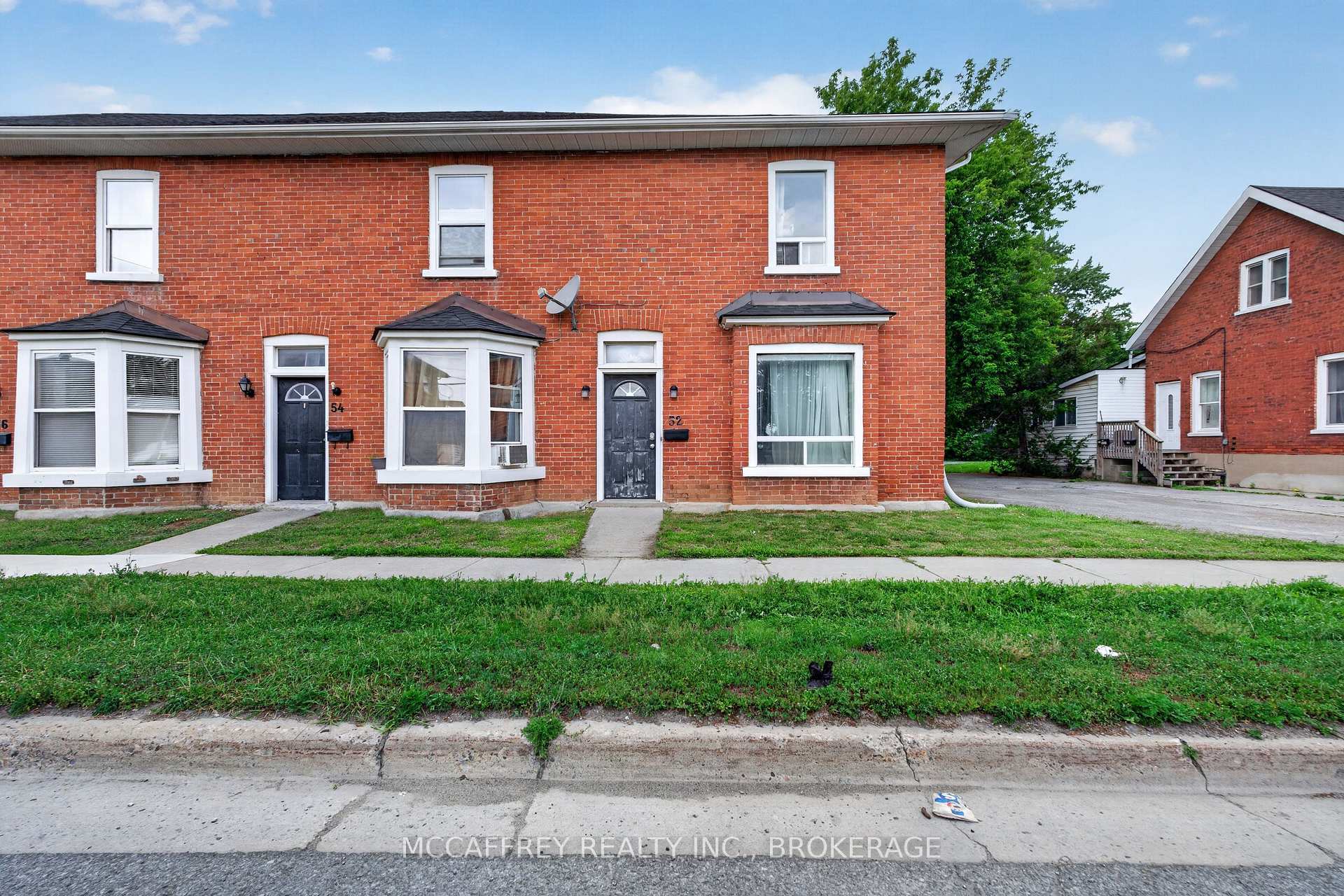 52 Moira Street W Belleville Ontario Canada Sale residential Shannon McCaffrey McCaffrey Realty Inc., Brokerage