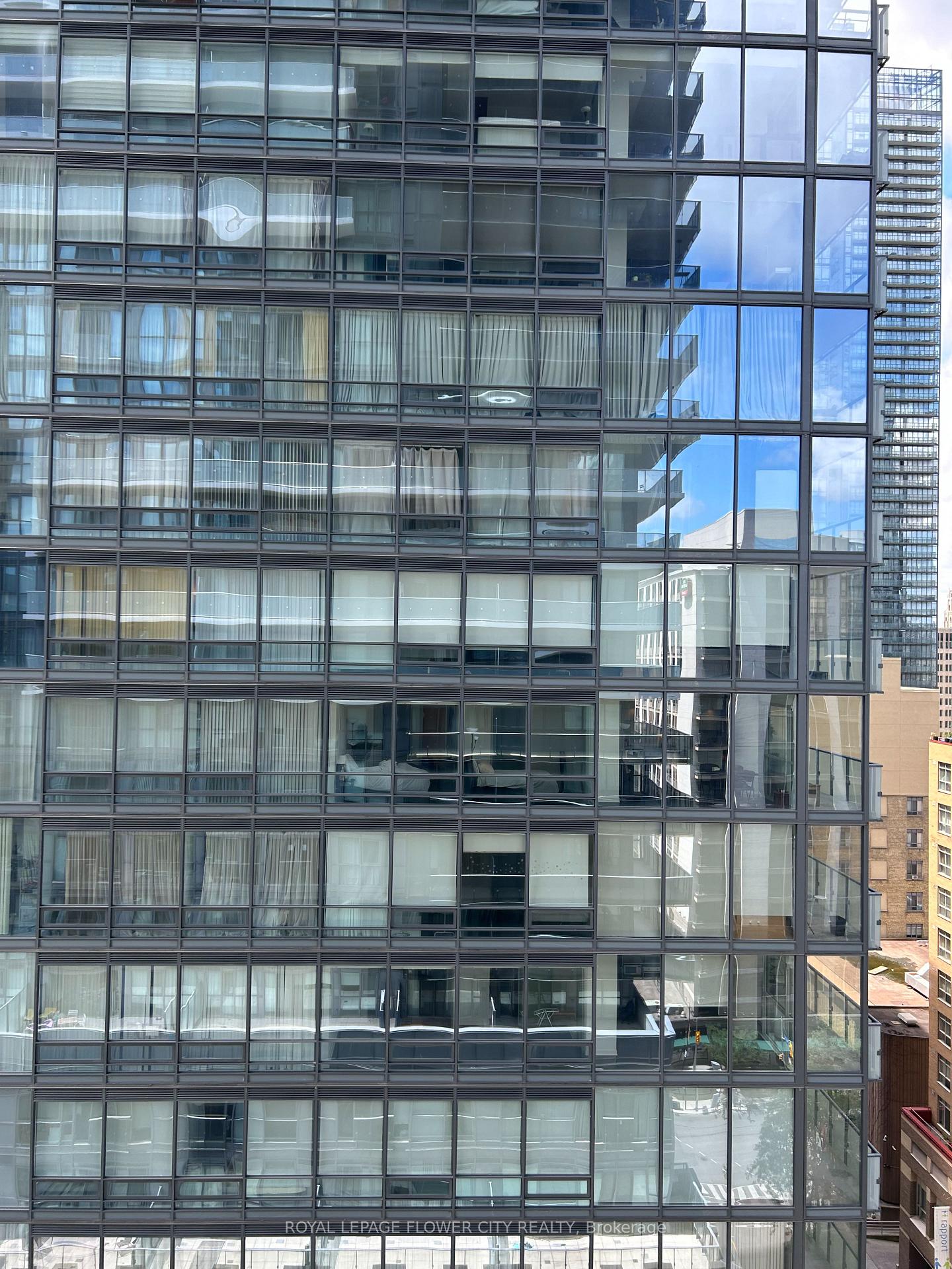 1602 - 7 Grenville Street Toronto Ontario Canada Sale residential Abdul Mannan Mohammed Royal LePage Flower City Realty Inc., Brokerage*