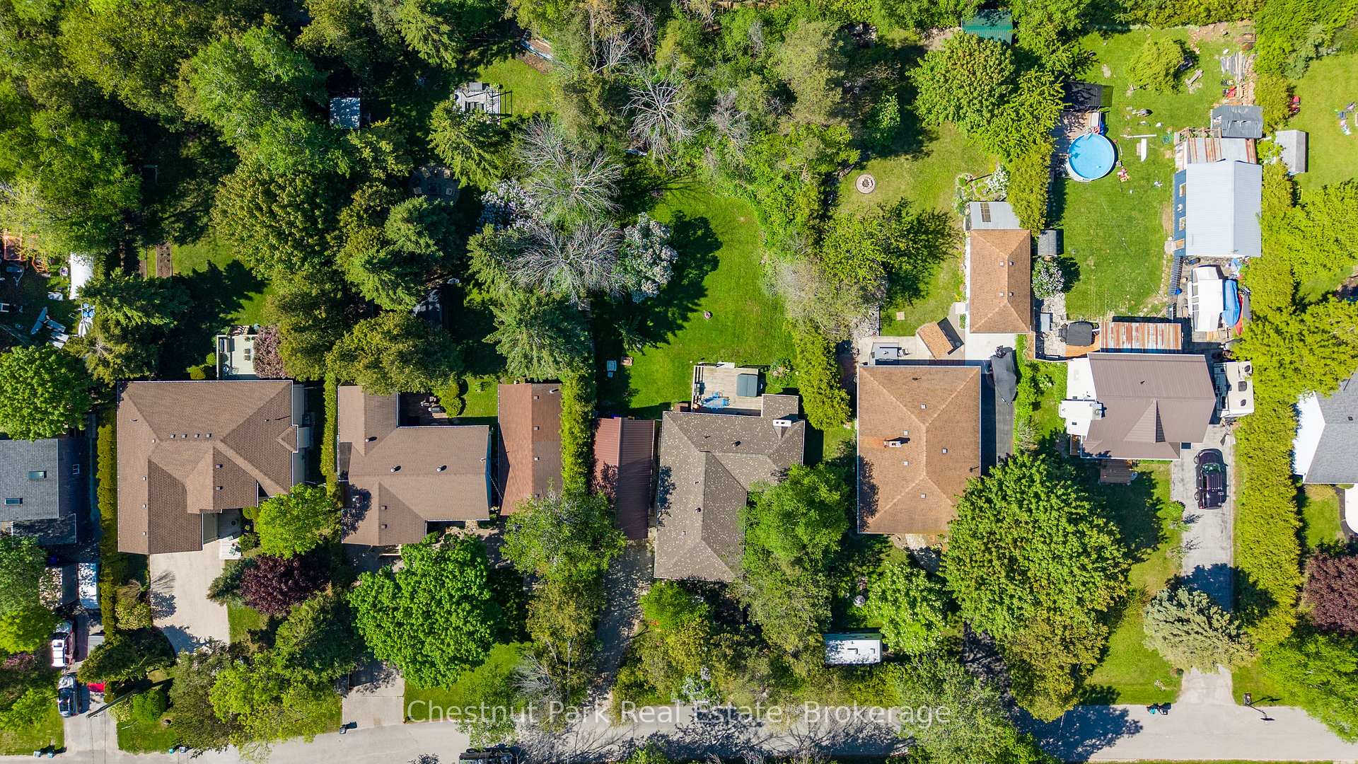 4 Bedroom Single Family Home/House's Image 38