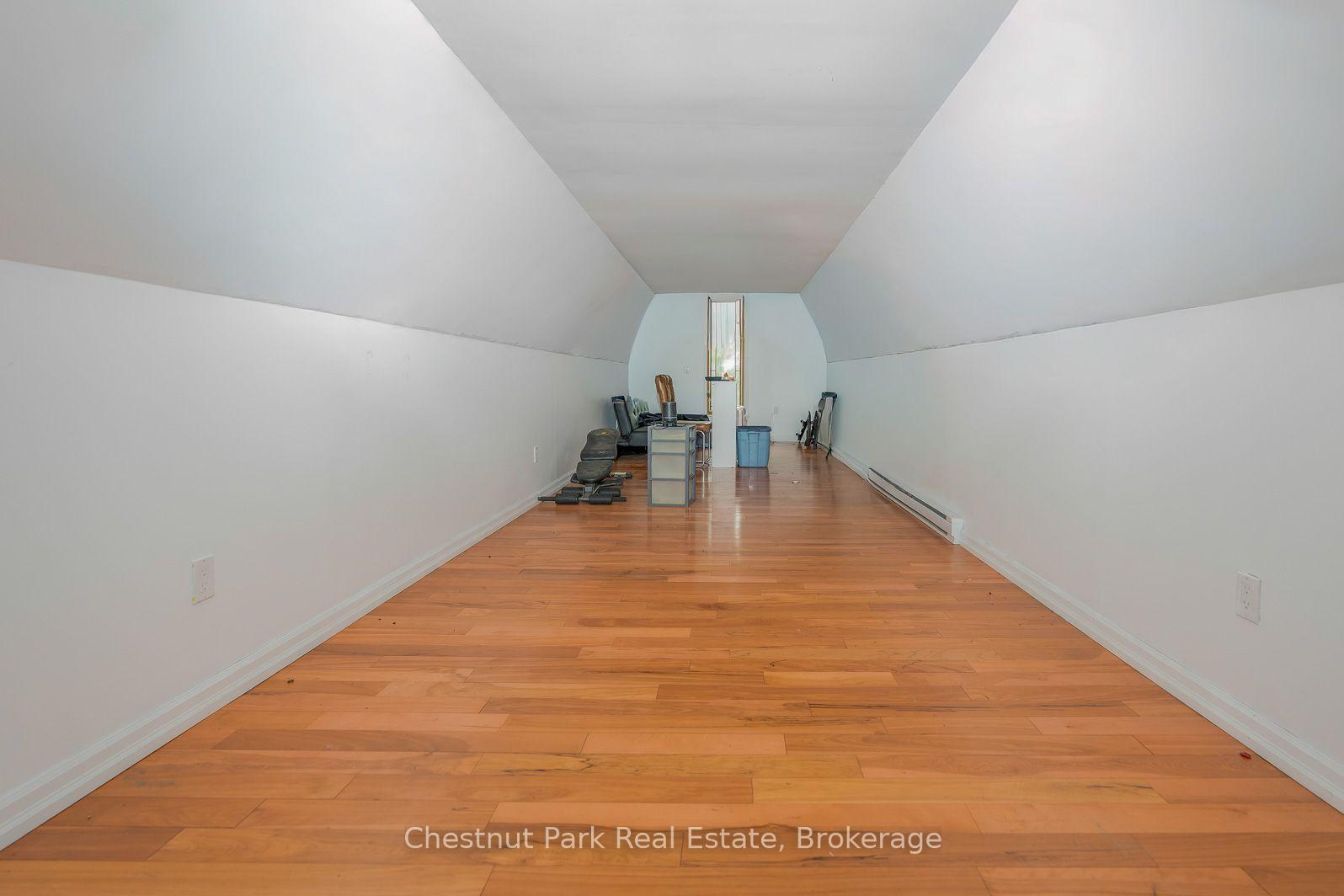 4 Bedroom Single Family Home/House's Image 31